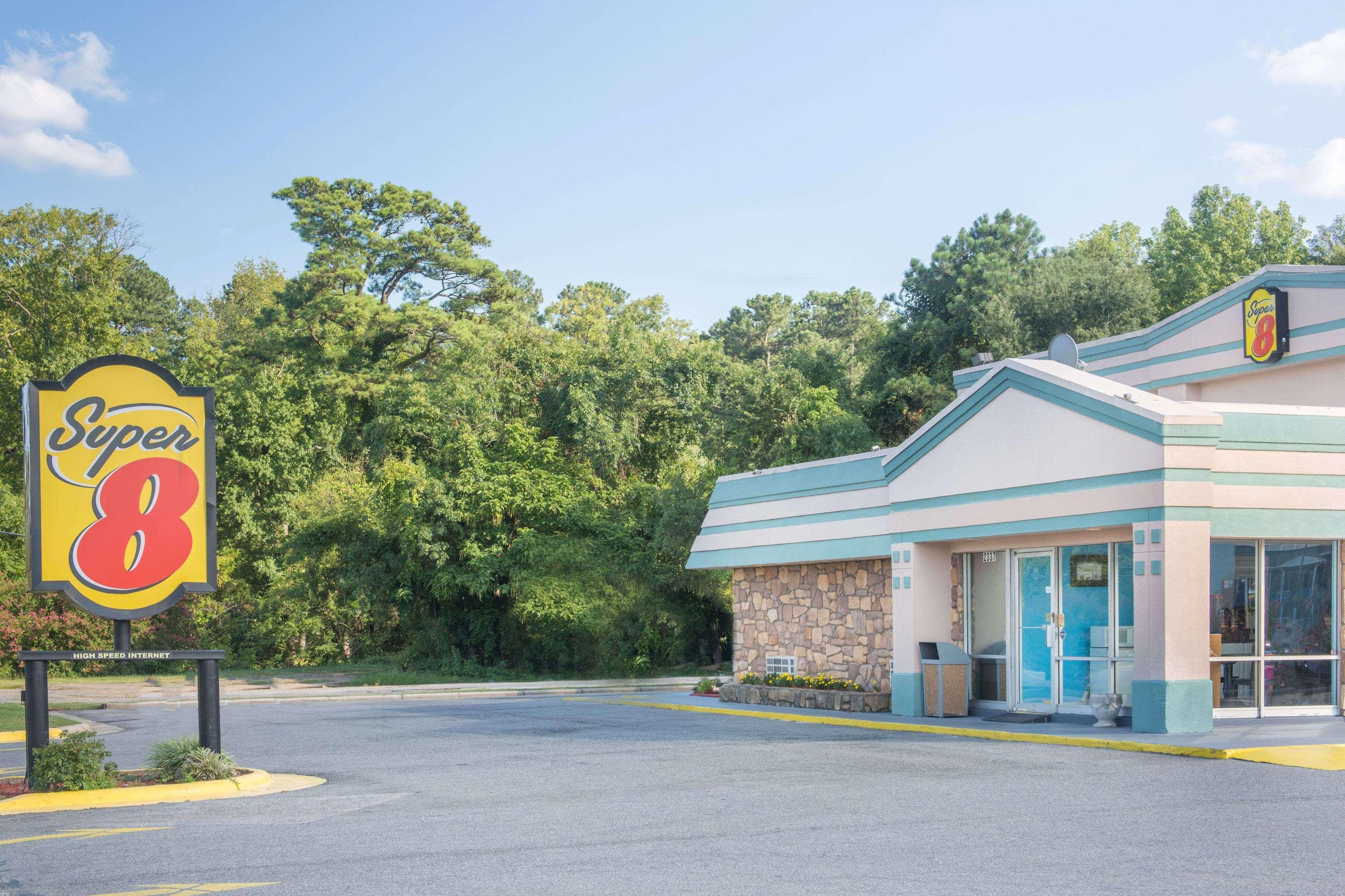 Super 8 By Wyndham Durham/University Area Nc Extérieur photo