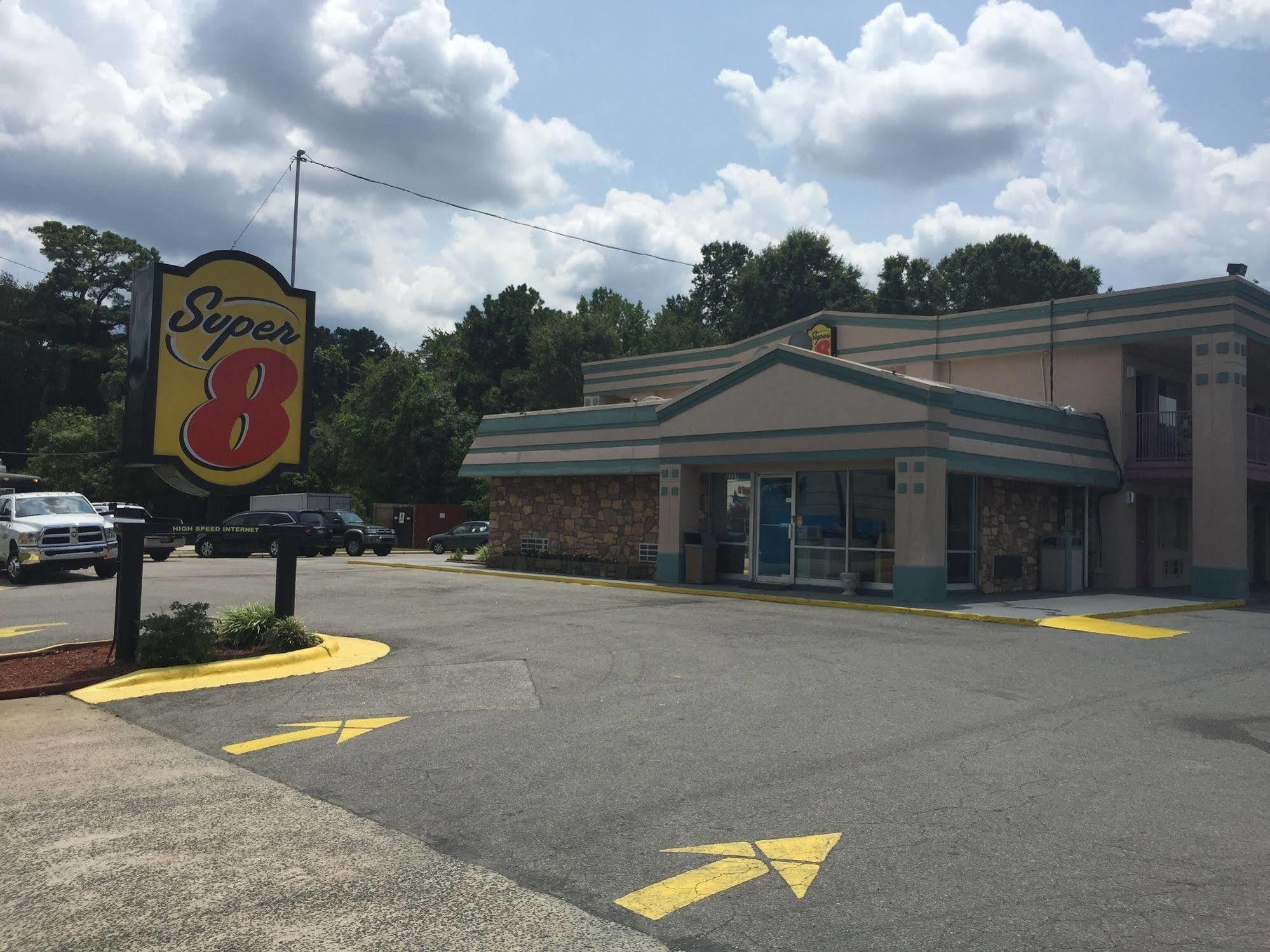 Super 8 By Wyndham Durham/University Area Nc Extérieur photo
