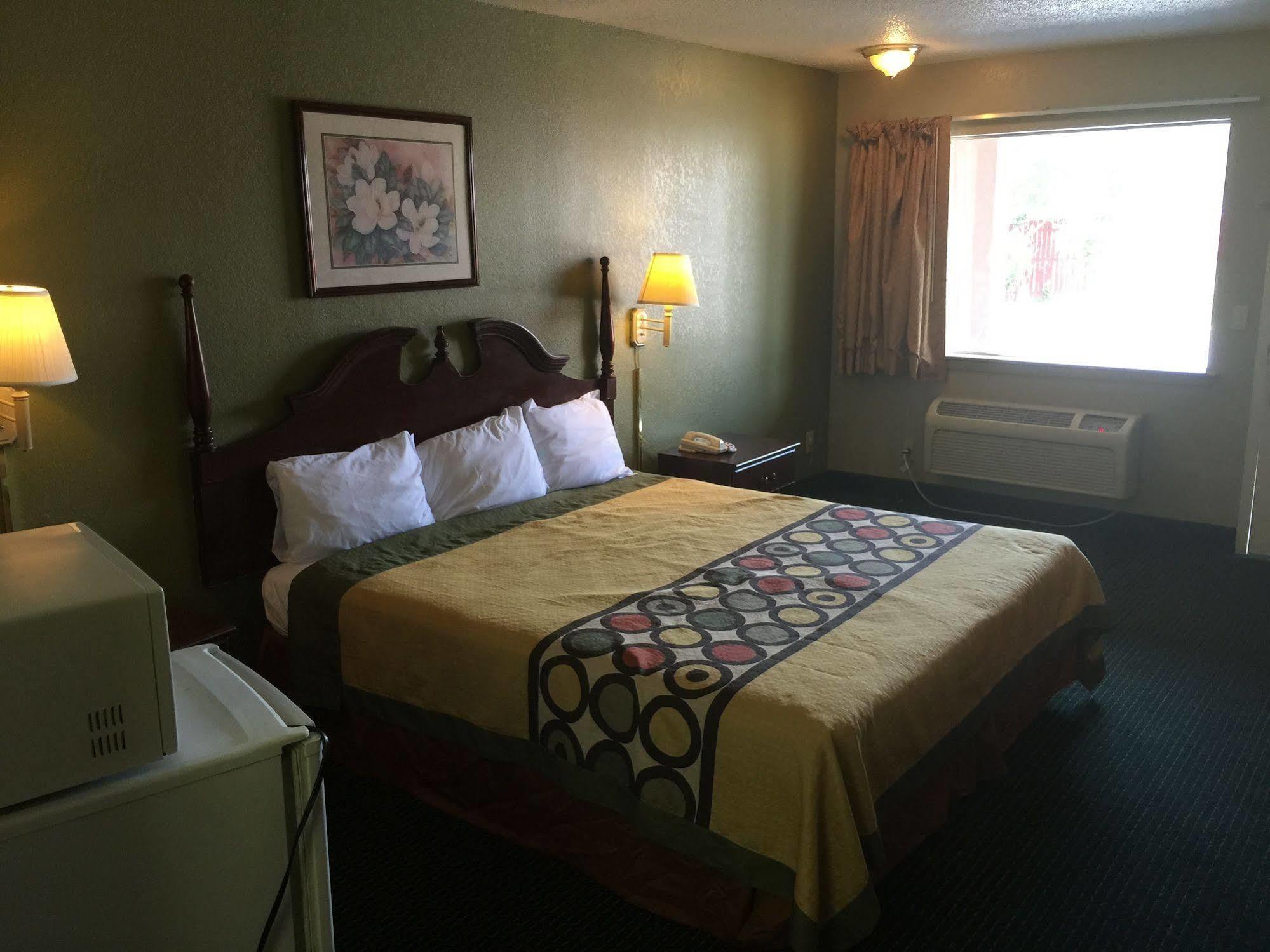 Super 8 By Wyndham Durham/University Area Nc Extérieur photo