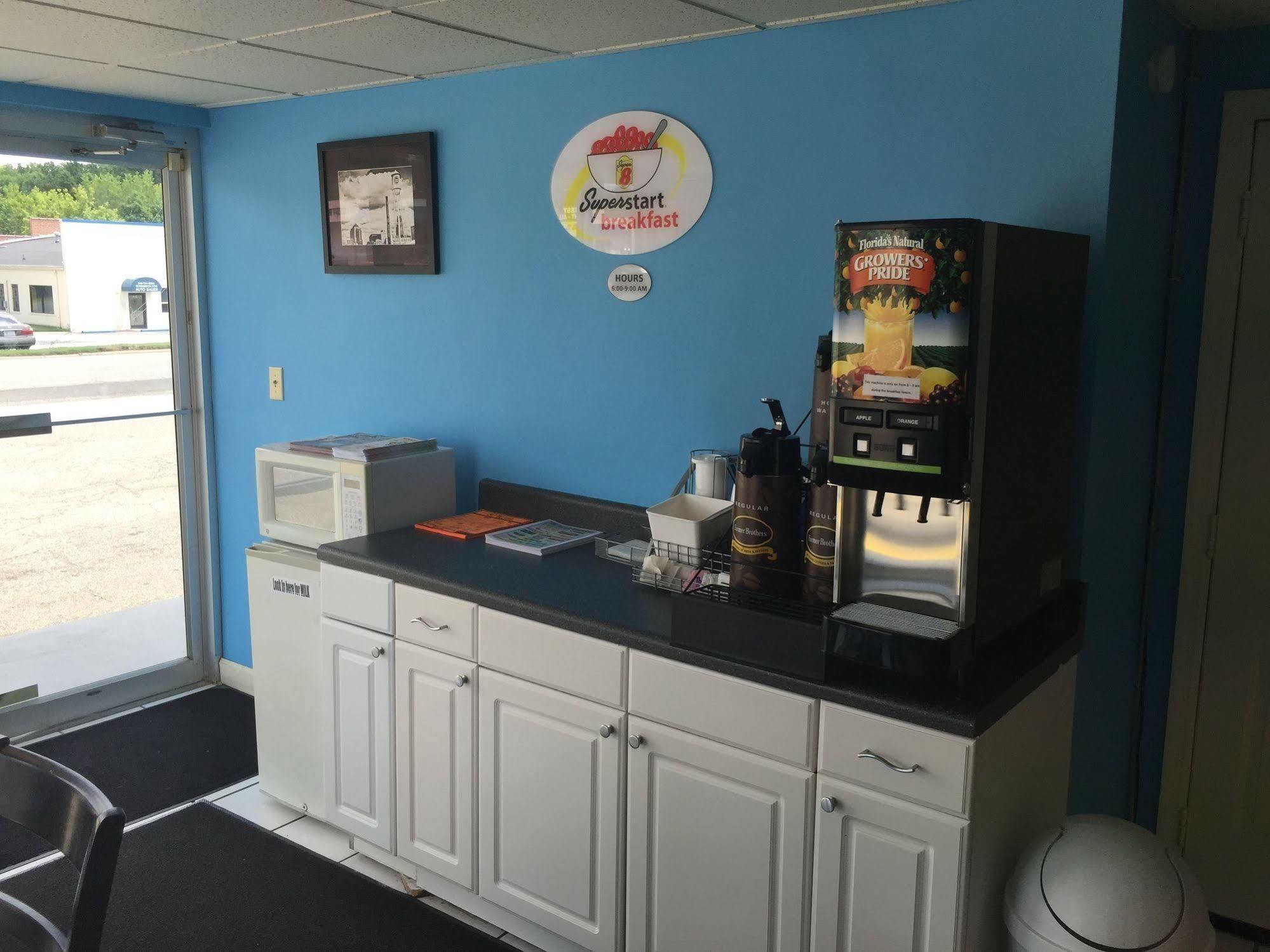 Super 8 By Wyndham Durham/University Area Nc Extérieur photo